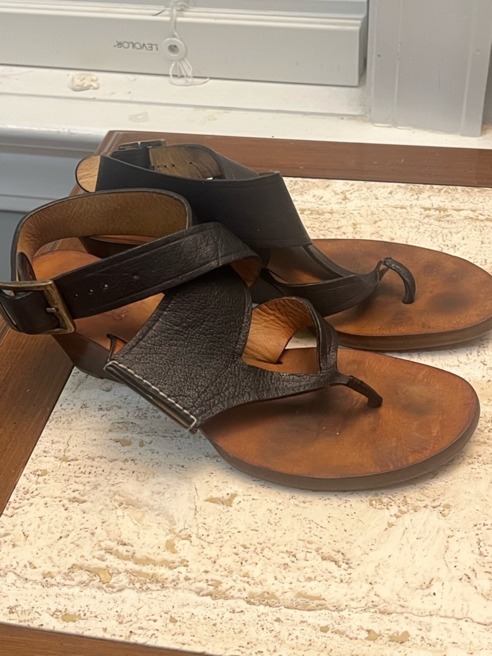 Chloe Black Leather Ankle-Strap Thong Sandals